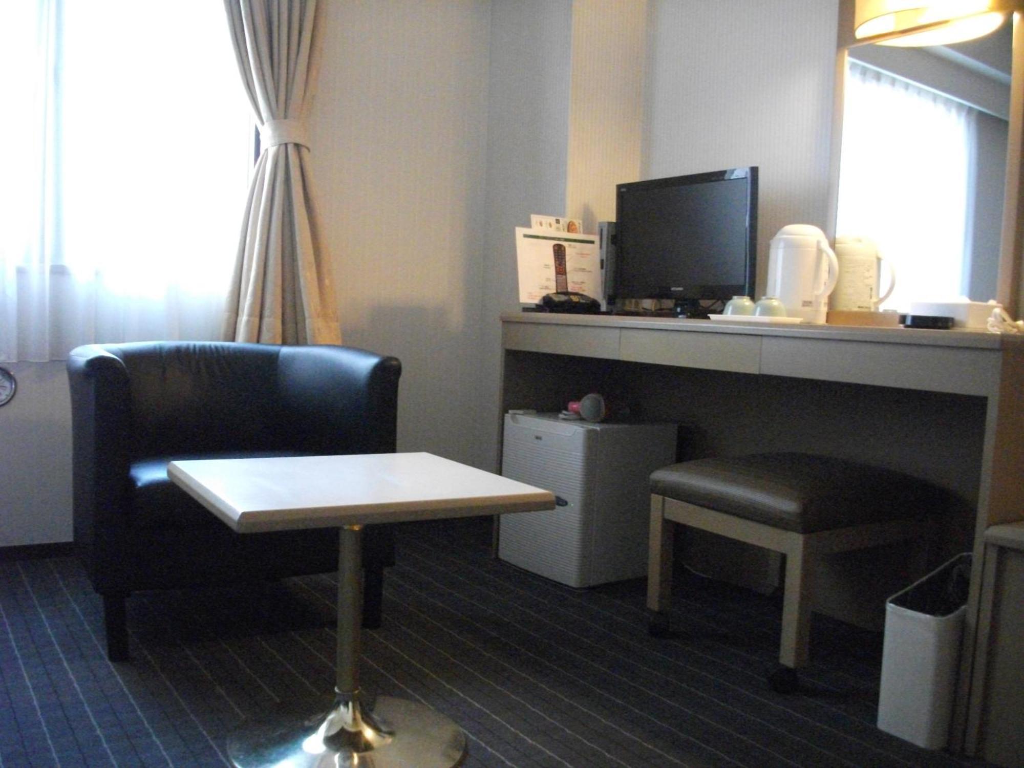 Hotel Crown Hills Sagamihara Bagian luar foto