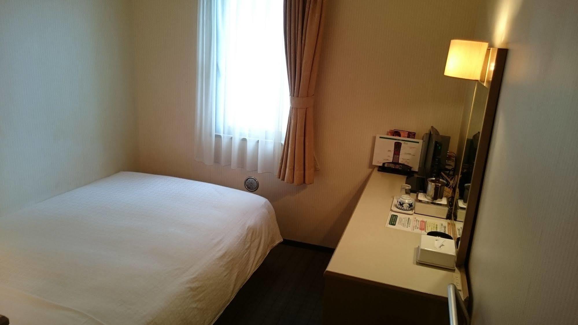 Hotel Crown Hills Sagamihara Bagian luar foto