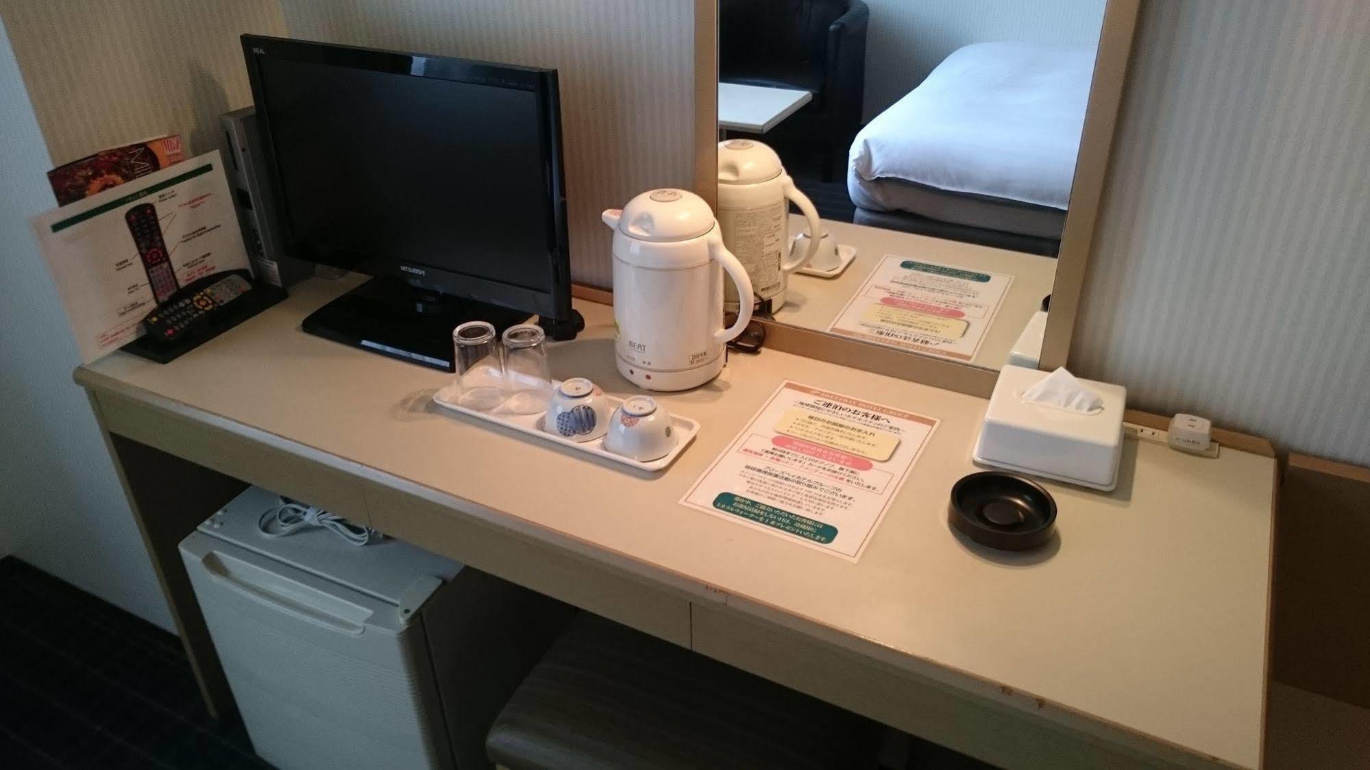 Hotel Crown Hills Sagamihara Bagian luar foto