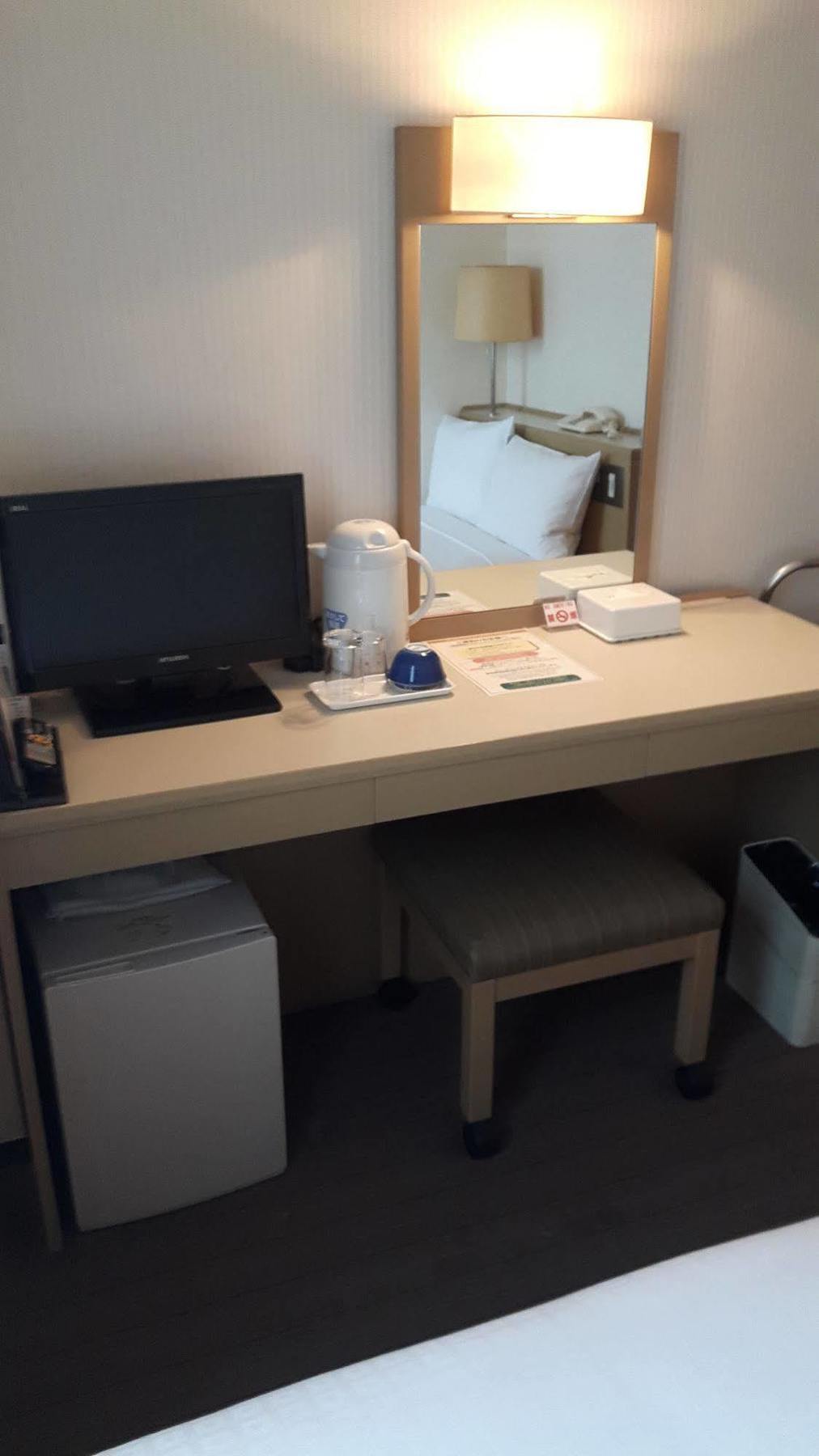 Hotel Crown Hills Sagamihara Bagian luar foto